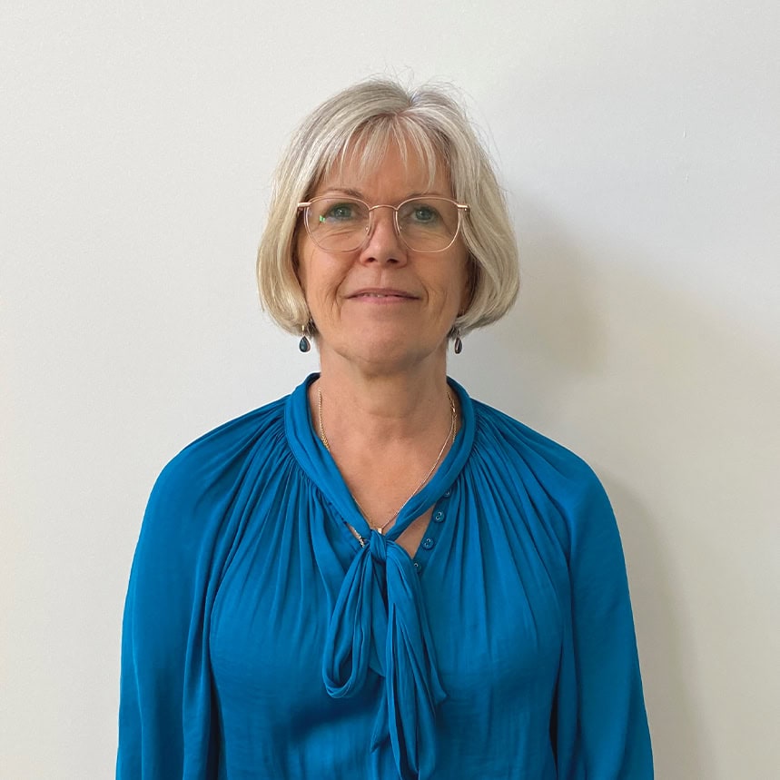Dr.-Kerry-Leahan